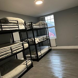 Bed 8-Bed Mixed Dormitory Room